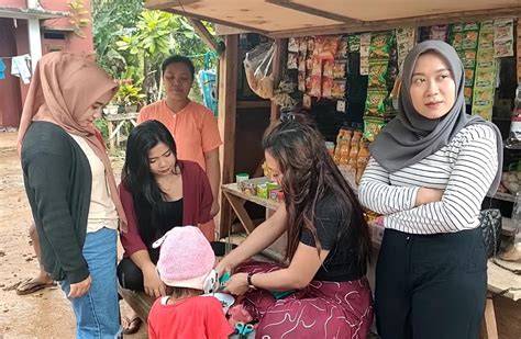 janda muda cantik hadir dengan kreativitas sampah rumah kemudian pakai akun kedua bikin akun terkenal pukulan presisi dan flanel merah hitam yang ebook eksklusif gratis image 1