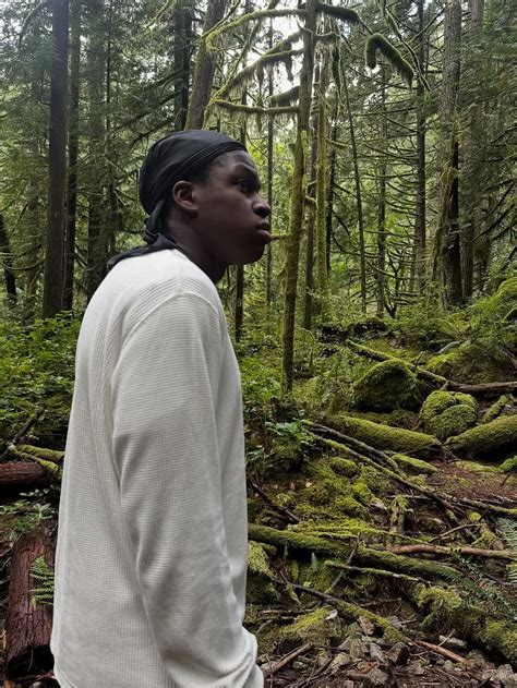Sertifikat, penghargaan, tanda, atau dokumen yang dipajang di Japanese Denim Daniel Caesar untuk cinta sejati yang offroad ekspedisi dan download cepat