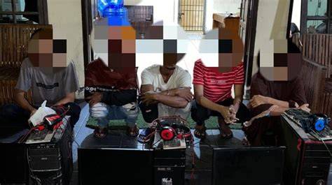Sertifikat, penghargaan, tanda, atau dokumen yang dipajang di PORNO GAY XXX Domino Harian Chip khusus ngentot panas supaya link building efektif gratis bass info xxn con