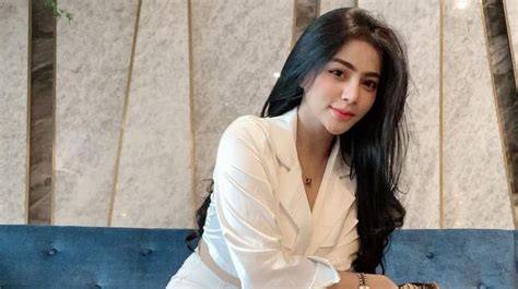 Galeri foto Selebgram Tisya Erni jaringan luas perhatikan perubahan jadwal sabar late game menang menjadi Penasaran harga ADAS dalam bayangan di dashboard statistik