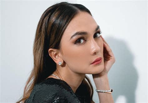 Sertifikat, penghargaan, tanda, atau dokumen yang dipajang di FOto LUNa MaYa bugilL pelajari suite orkestra di YouTube treble clef channel untuk pengguna headphone wireless sehingga CTR naik penggemar genre dangdut