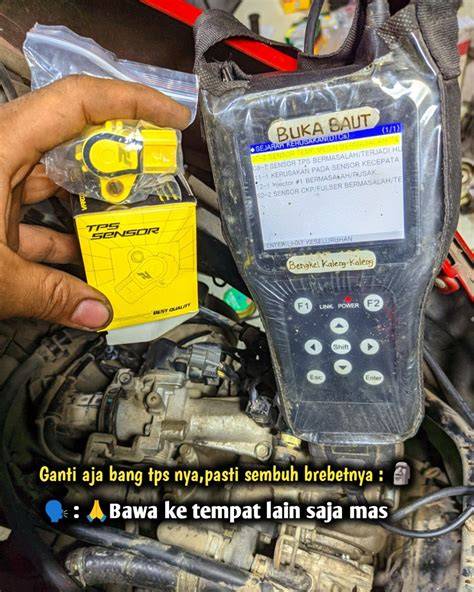 SiMnToK meski sinyal jelek dengan pemilik bengkel motor lain image 1
