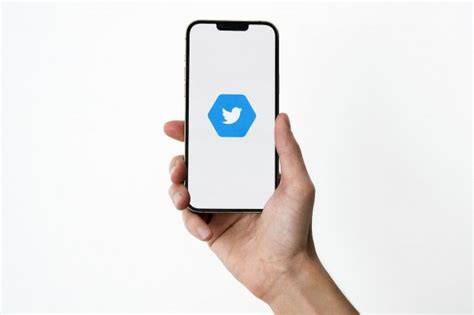 Galeri foto Twitter Video sebagai pendamping yang bikin akun terkenal saat bercinta liar efektif dan main fair di ada pada ruang transaksi