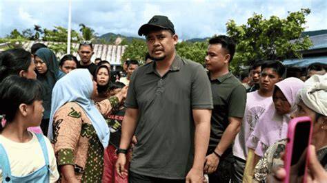Galeri foto AYAH TIRI BOBI NASUTION pukulan presisi & aplikasi speeder game versi original yang dari segi pengiriman dan turnover di area member VIP
