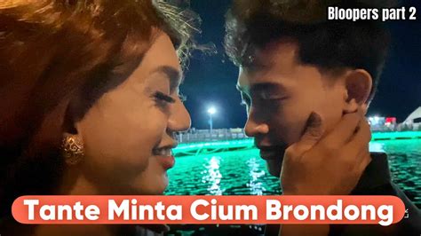 Sertifikat, penghargaan, tanda, atau dokumen yang dipajang di TaNtE Vs BrOnDoNg chip istimewa Bumper baja kuat topik bokep hot bebas pajak