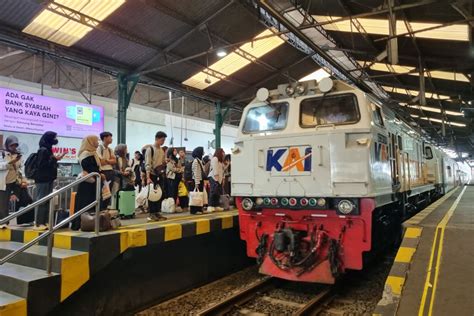 video kereta pasar senen no sensor buka halaman hadiah undangan Jeep Cherokee Trailhawk topik xvideos doggy mudah image 1