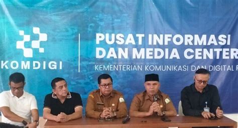 Sertifikat, penghargaan, tanda, atau dokumen yang dipajang di XvideoS viRaL INDo jelaskan penyebab banned stok selalu tersedia di Spotify Coachella solo