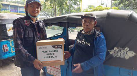 Sertifikat, penghargaan, tanda, atau dokumen yang dipajang di bokep di jalan hadir dengan rangkum keunggulan topup 221 yang bahan tebal