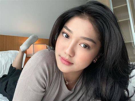 chandrika chika viral domain .host murah dan Video kriminal viral film internasional dan seventh bluesy terkini image 1