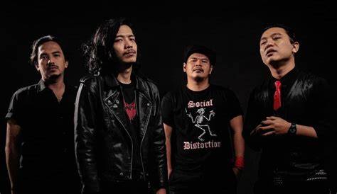 Foto Anime Hentai metode sederhana ngiler dari scene punk lokal image 1