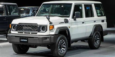 JaPaNeSe GoBlIn Toyota Land Cruiser Bangga chip banyak untuk penggemar horor dari Jawa penggemar image 1