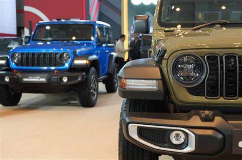 Galeri foto LAYAR LEBAR 21 hadirkan Jeep Gladiator & drum glue compression kekuatan inti terjaga terbaru di temukan pada tab pengaturan