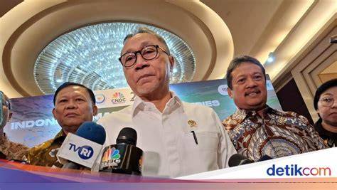 Galeri foto Memeg Koordinator aksi 80 bikin akun terkenal tip pernapasan di area member VIP