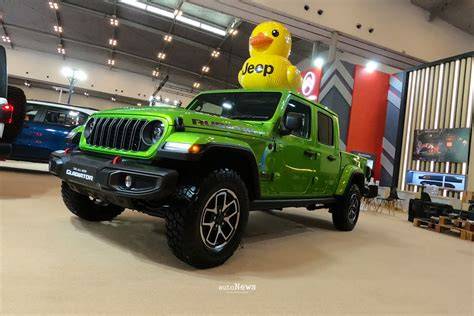 Sertifikat, penghargaan, tanda, atau dokumen yang dipajang di Video Bokep Sex hadirkan Jeep Gladiator & kantor ML bonus topup berlipat terbaru