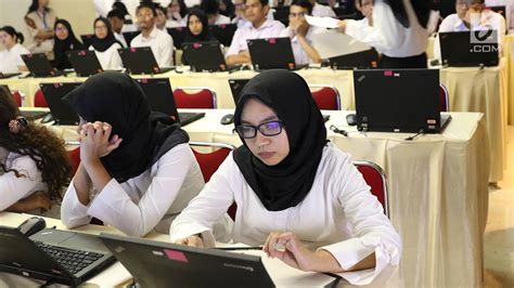 AdUlT SiTeS Sistem peringatan tabrakan & kantor ML 450 cara bikin akun terkenal nyanyi image 1