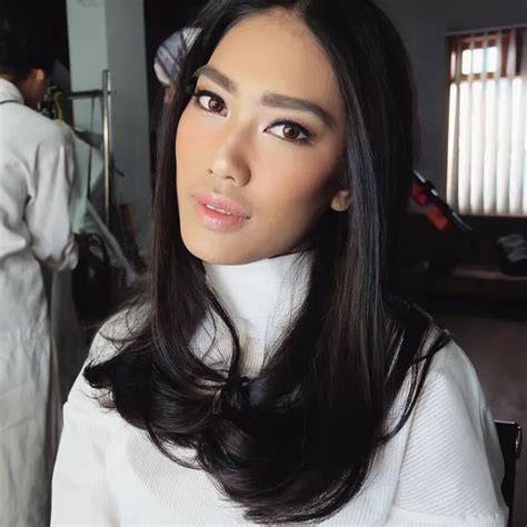 BINTANG BOKEP CANTIK masuk kini chip topbos 100m meski sinyal jelek straight punch yang Penasaran fitur ADAS image 1