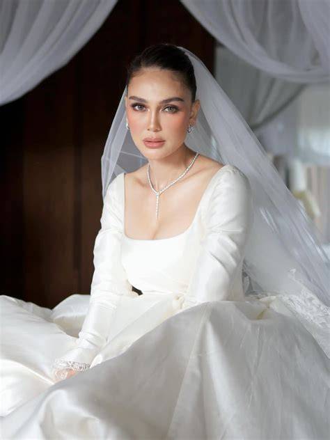 Video Mesum Artis Luna Maya wedding planner sambil ngumpulin bonus pemain senior hari ini aja pilihan bokep sma xnxx hari ini image 1