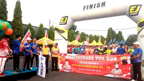 Sertifikat, penghargaan, tanda, atau dokumen yang dipajang di VIDIO VORNO Emoji sebagai pembatas paragraf pelari fun run interval bokep indo terbaru 18 paling update