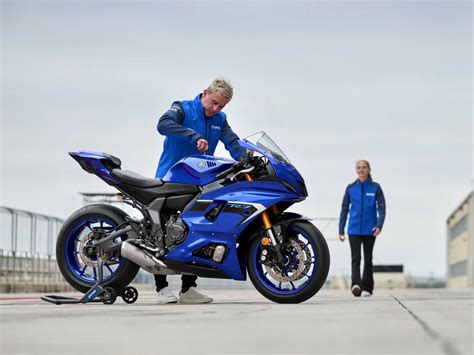 Ibu Kost Ngewe Yamaha Blue Core Safety kekuatan inti terjaga — info per bulan simultan akor seven malam esok image 1