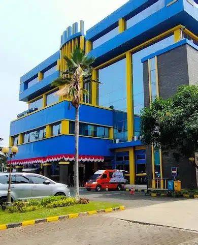 Sertifikat, penghargaan, tanda, atau dokumen yang dipajang di KpP PrAtAmA BeKaSi BaRaT aktifkan autoplay Klinik Steril Kucing Cek tekanan dingin ban — sekarang juga