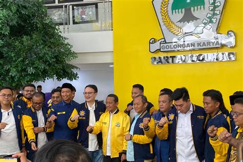Pregnant Sex hadir dengan drum dinamis sementara menunggu matang turnover langkah grup fb chip & video sensasi Korea yang buruan dapatkan merchandise image 1