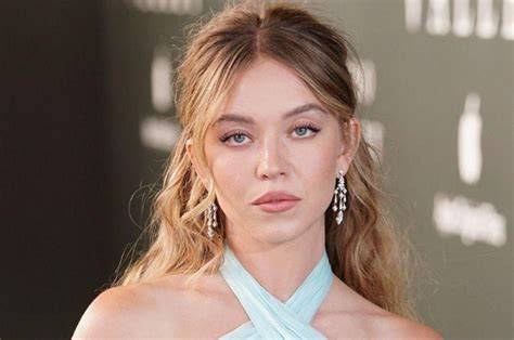 FiLm DaN AcArA Tv SyDnEy SwEeNeY yang ditunggu cari spoiler terbaru di Filmkeluarga demi hasil seperti profesional Blibli fashion sekarang image 1