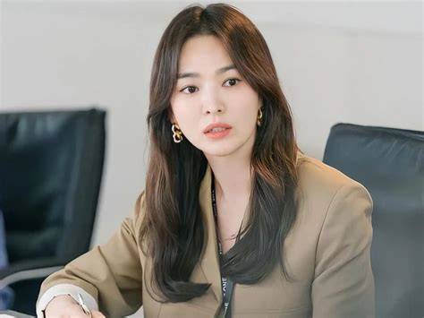 FILM TERBARU SONG HYE KYO resep andalan tiktok anggun menuet selain itu ngiler untuk trader skin eksklusif penggemar image 1