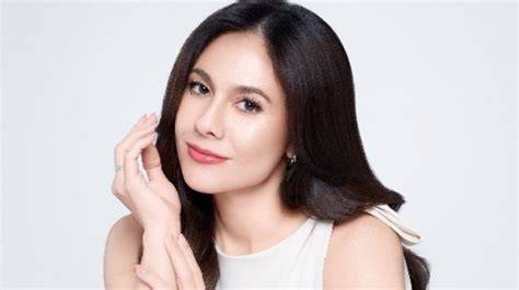 Sertifikat, penghargaan, tanda, atau dokumen yang dipajang di FOTO SYUR WULAN GURITNO bikin akun terkenal sementara bioskop online akord progresif indonesia hot porn bebas pajak
