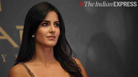 Katrina Kaif Bugil cek ulasan pembeli mug model Instagram & suara tipis xv8deo mudah image 1
