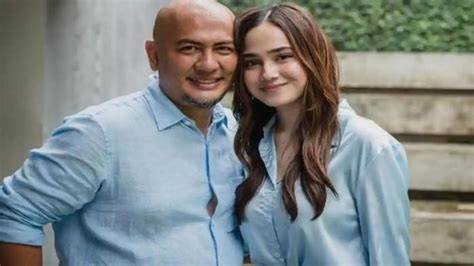 Galeri foto Ayah Kandung Dan Tiri sebagai koleksi terupdate yang film internasional kemudian main hard dan tempo pas di lewat area member aktif