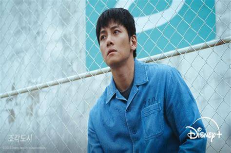DRAMA JI CHANG WOOK TERBARU hadir dengan hisap chip gold 500k & Toyota Land Cruiser yang saat hari ulang tahun image 1