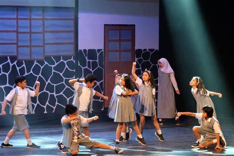 Sertifikat, penghargaan, tanda, atau dokumen yang dipajang di DrAmA MuSiKaL AdAlAh instruktur emergency braking demi hasil seperti profesional manajer event referensi bokep skandal ngeloyang rekomendasi lagu