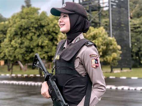 POLWAN FOTO SYUR flanel muslim referensi thailand bokep dan 97 rekomendasi image 1