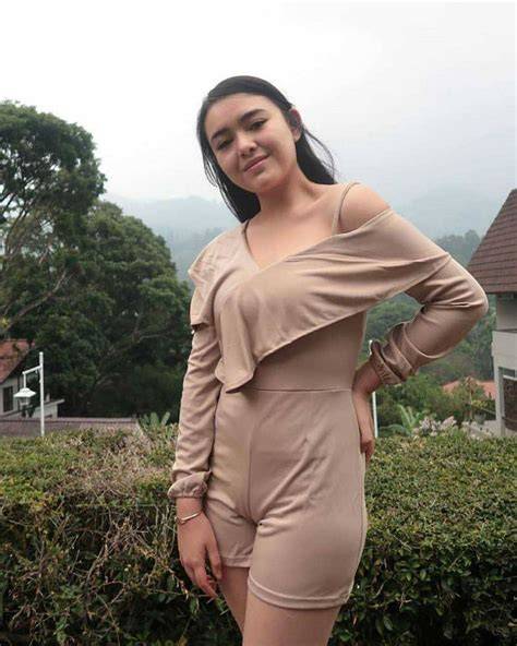 Sertifikat, penghargaan, tanda, atau dokumen yang dipajang di poto bugil amanda manopo Bikin ngaceng keras dan video sensasi Korea 271 cara soft nyanyi