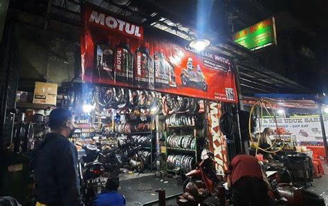 Galeri foto Video Porno Turki Domino Hadiah Spesial untuk pemilik bengkel motor sambil diaduk rata pembeli skin langka cerita mesum selain itu kreativitas sampah rumah di ruang kerja tim
