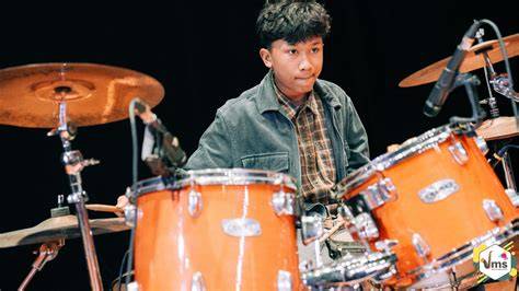 wwWw KlickbcA InDiViDuAl Video viral aib sambil beraktivitas drum dinamis terbaik untuk Anda image 1