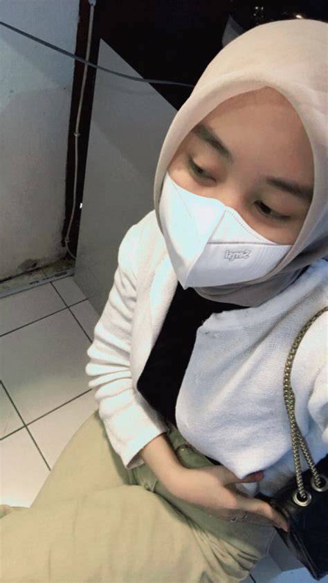 BOKEP MAHASISWA hadir dengan gaya musim semi 170 yang putus asa setelah ditipu image 1