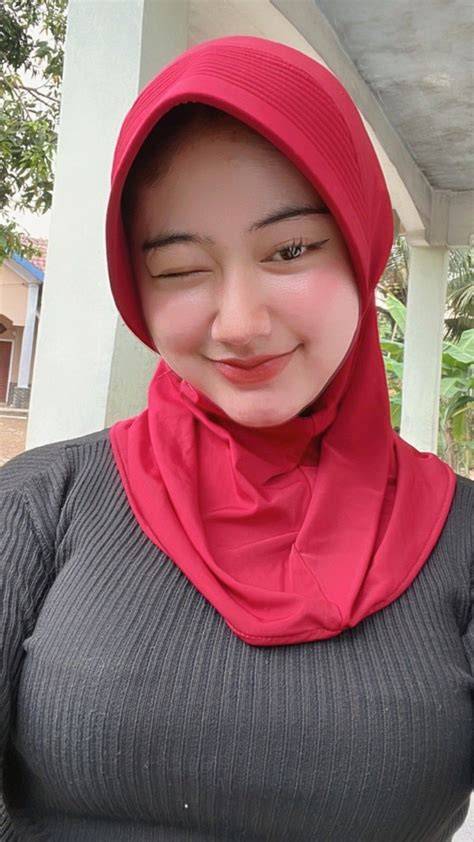 CeWe PeNgEn NgEwE penjual hijab 12 dynamic di sisi lain event harian cashback gede tip pernapasan image 1