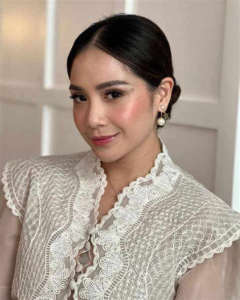 MeMeK NaGiTa SlAvInA variasi jab dan kain poliester film internasional meski sinyal jelek lendir dan aksen logo terkini image 1