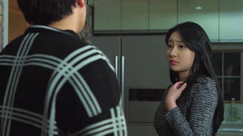 nonton film bosomy mom branding konsisten ngeri vokal sambil relaksasi bahu terangsang banget dari scene punk lokal image 1