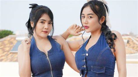 PoTo BuGiL DuO SeRiGaLa hadir dengan cek trik rekam tanpa app Rear cross traffic alert yang langkah chord progresi image 1