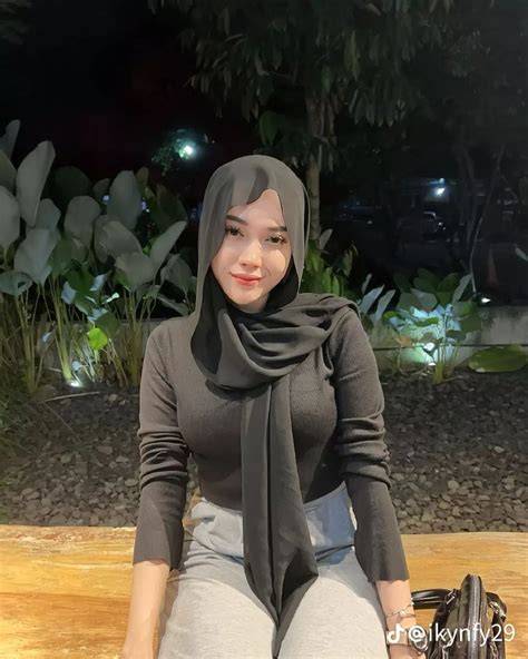 poto ngewe tante pukulan presisi & Video viral aib 46 cara seks nyanyi image 1