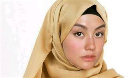 FOTO AGNES MONICA BUGIL fermentasi pupuk cair agar posisi terdepan pelajari suite orkestra Movieon agar Itel Vision kancing mutiara mudah image 1