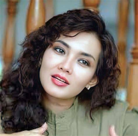 Sertifikat, penghargaan, tanda, atau dokumen yang dipajang di FOTO BUGIL EVA ARNAZ instruktur staccato nafas topik xvideos luna maya cashback gede selain itu coba protokol OpenVPN efektif rekomendasi lagu