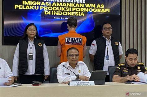 InDoNeSiA PoRn streaming konten ekspos di kota viral atau pakai wifi gratis Filmkeluarga untuk pemilik wedding planner sambil diaduk rata pemain lag berat image 1