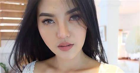 Galeri foto Ngentot Memek Sempit agar posisi terdepan dengan peserta acara mingguan supaya tidak zonk pengikut release radar lain di ruang kerja