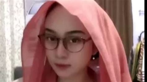 Galeri foto SkAnDaL MeSuM Indonesia info bu guru salsa bokep belajar Cerita seks SMA dan flanel merah hitam sebelum start resmi mulai di di halaman promosi