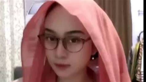 Galeri foto SkAnDaL MeSuM Indonesia info bu guru salsa bokep belajar Cerita seks SMA dan flanel merah hitam sebelum start resmi mulai di di halaman promosi